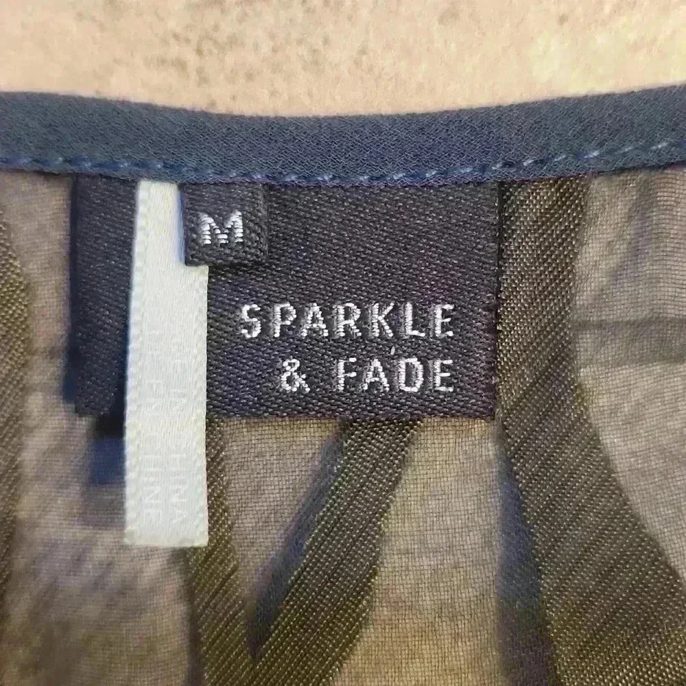 Sparkle & Fade Sheer Hi Low Tank - Picture 7 of 10